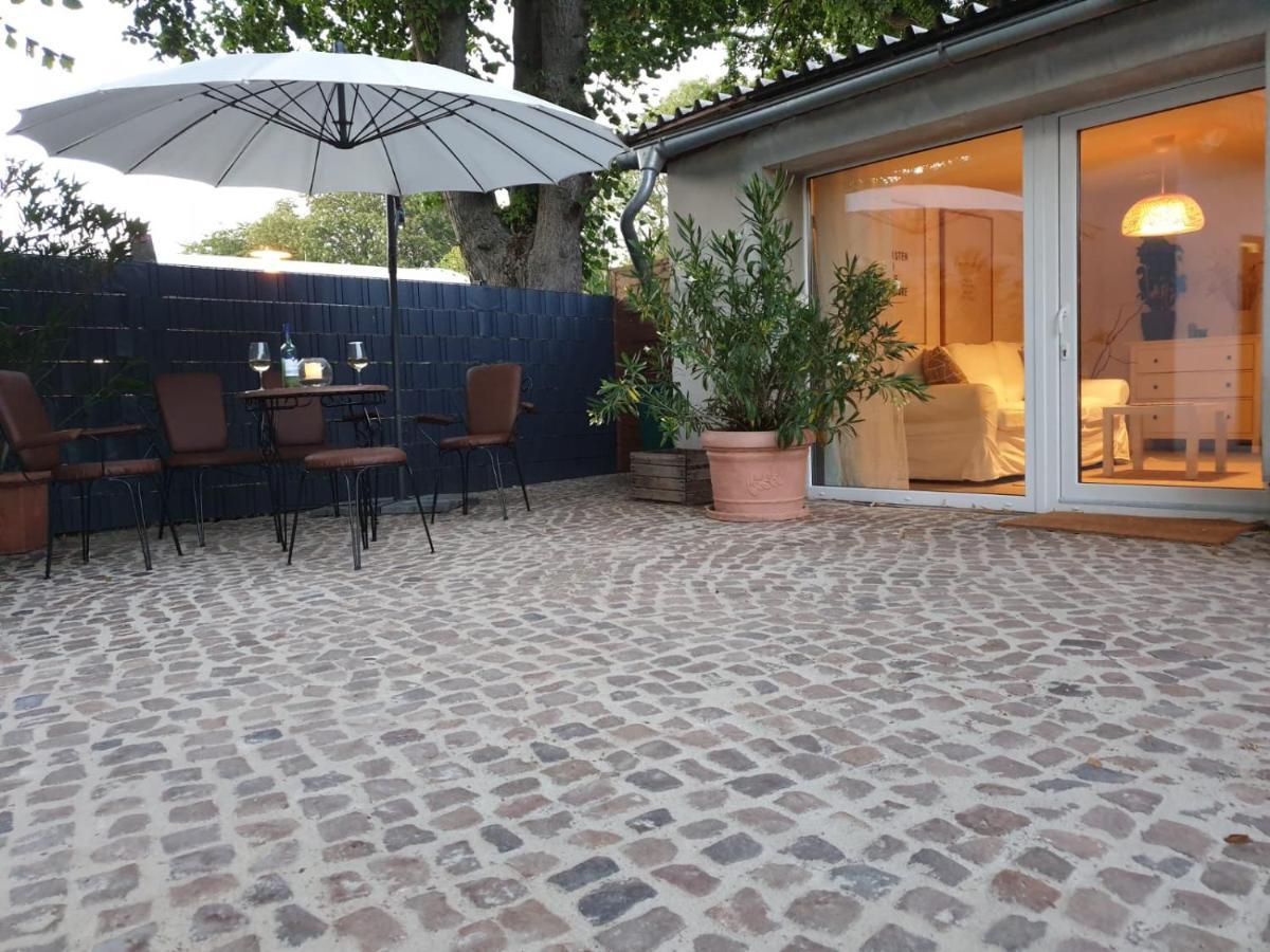 Ferienwohnung Lindenhof, Zentrumsnah Mit Terrasse Und Grillmoeglichkeit Magdeburg Exterior foto